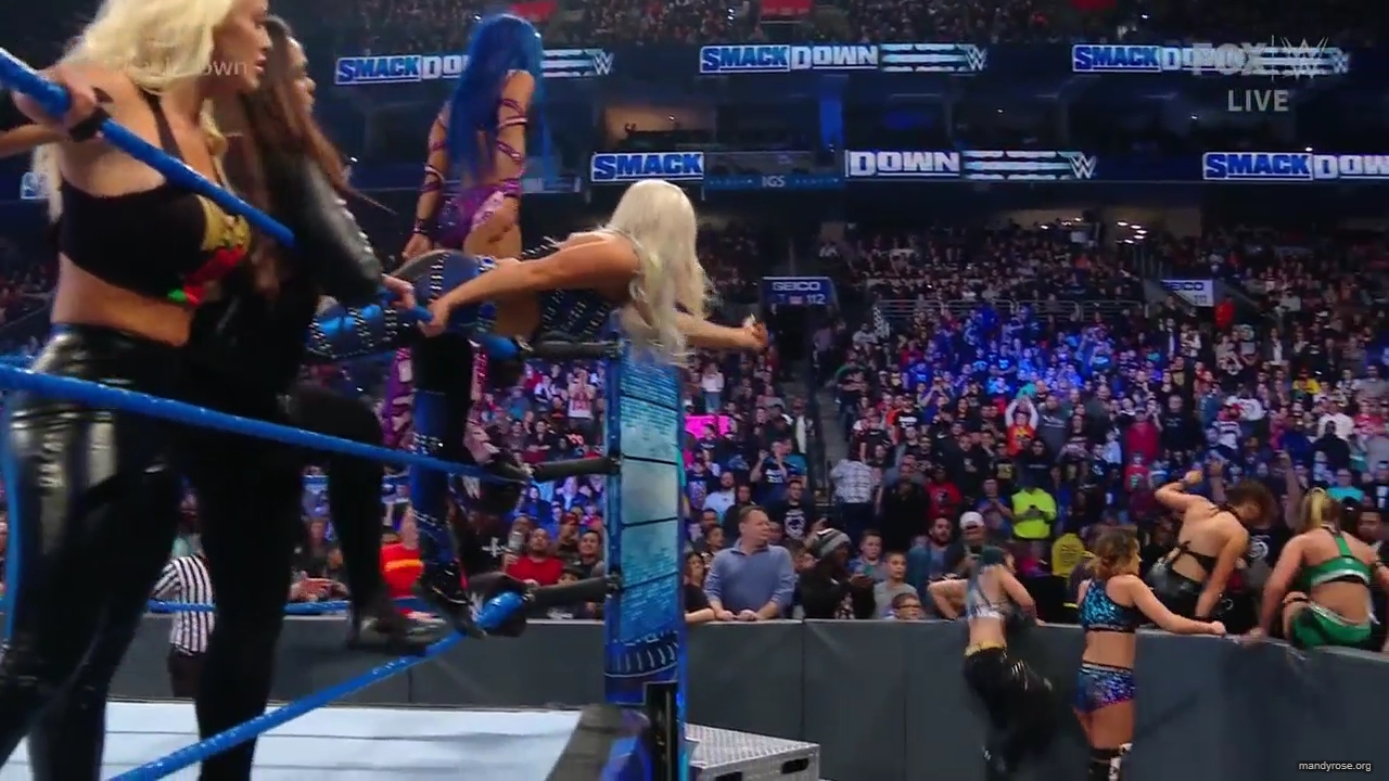 WWE_Friday_Night_SmackDown_2019_11_15_720p_HDTV_x264-NWCHD_mp41297.jpg