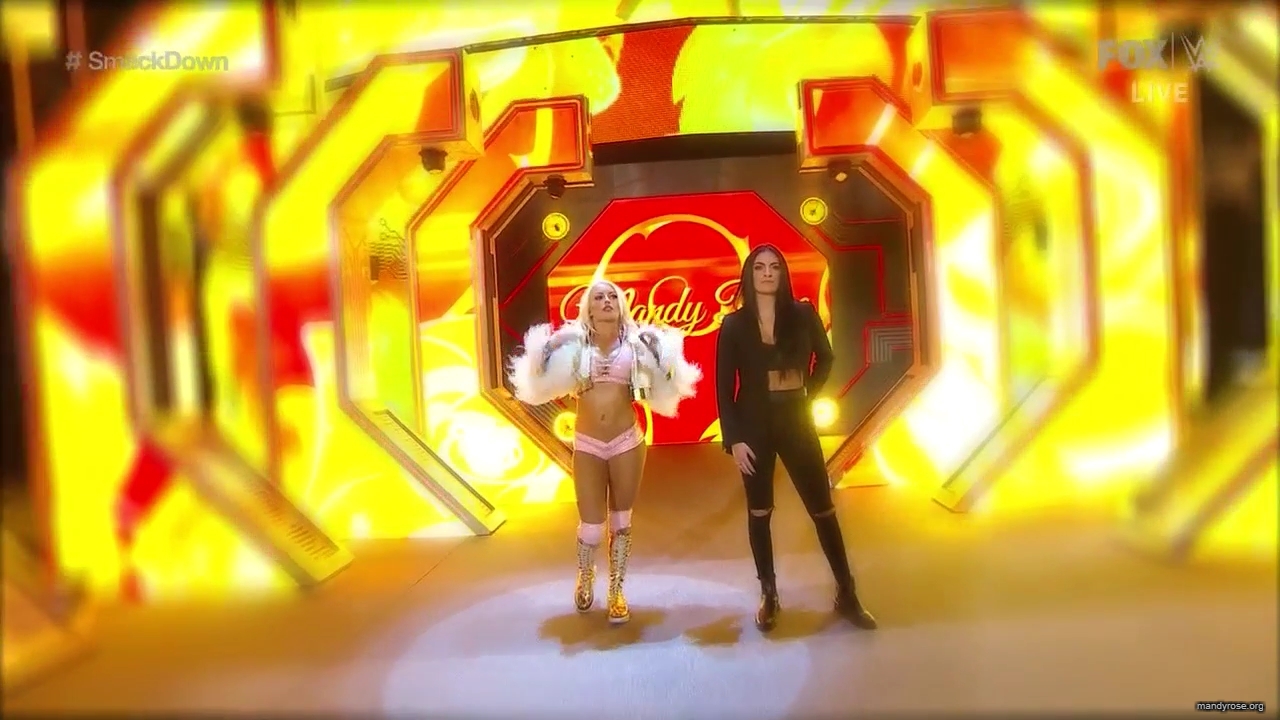 WWE_Friday_Night_SmackDown_2019_12_06_720p_HDTV_x264-NWCHD_mp40032.jpg