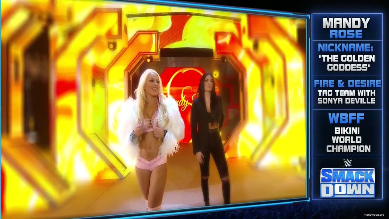 WWE_Friday_Night_SmackDown_2019_12_06_720p_HDTV_x264-NWCHD_mp40034.jpg