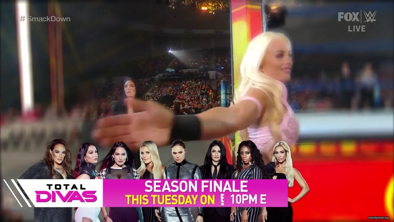WWE_Friday_Night_SmackDown_2019_12_06_720p_HDTV_x264-NWCHD_mp40056.jpg