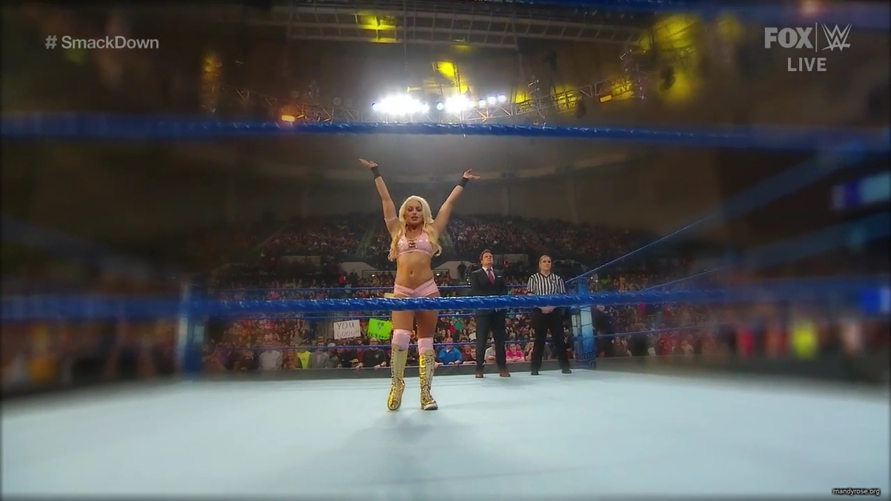 WWE_Friday_Night_SmackDown_2019_12_06_720p_HDTV_x264-NWCHD_mp40070.jpg