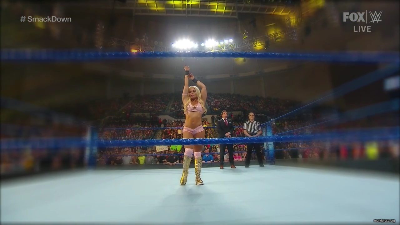 WWE_Friday_Night_SmackDown_2019_12_06_720p_HDTV_x264-NWCHD_mp40072.jpg