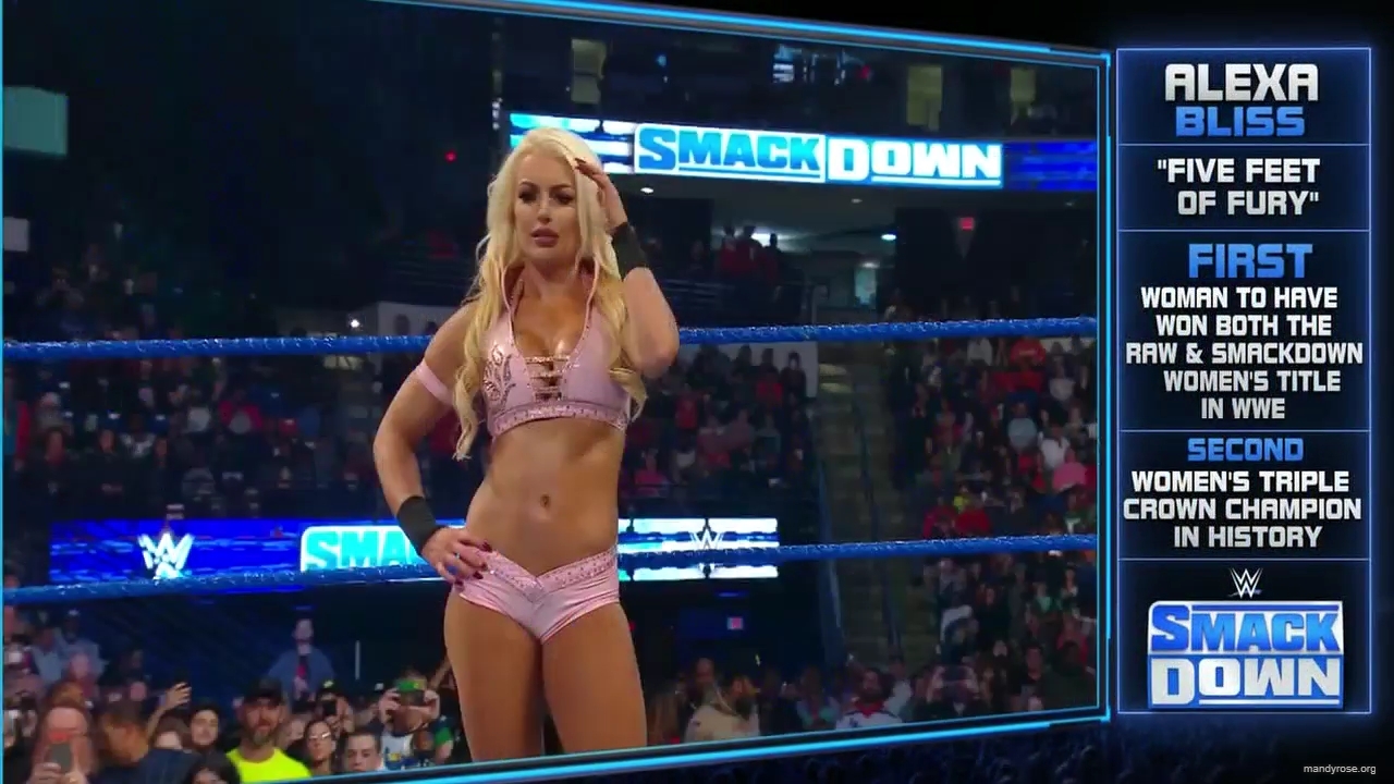 WWE_Friday_Night_SmackDown_2019_12_06_720p_HDTV_x264-NWCHD_mp40095.jpg