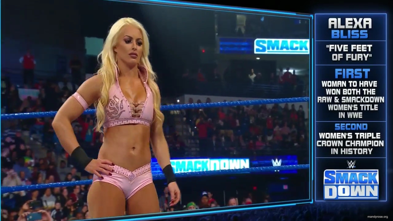 WWE_Friday_Night_SmackDown_2019_12_06_720p_HDTV_x264-NWCHD_mp40098.jpg
