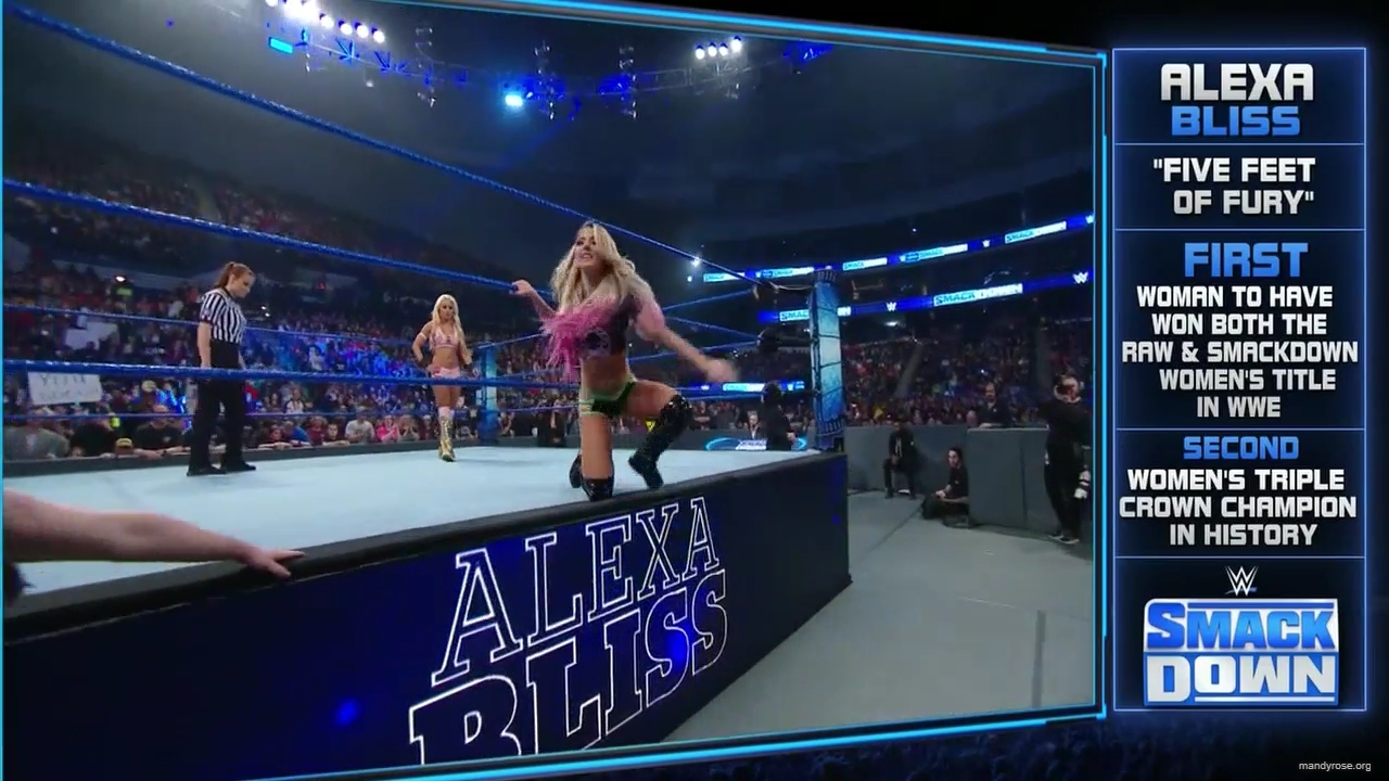 WWE_Friday_Night_SmackDown_2019_12_06_720p_HDTV_x264-NWCHD_mp40099.jpg