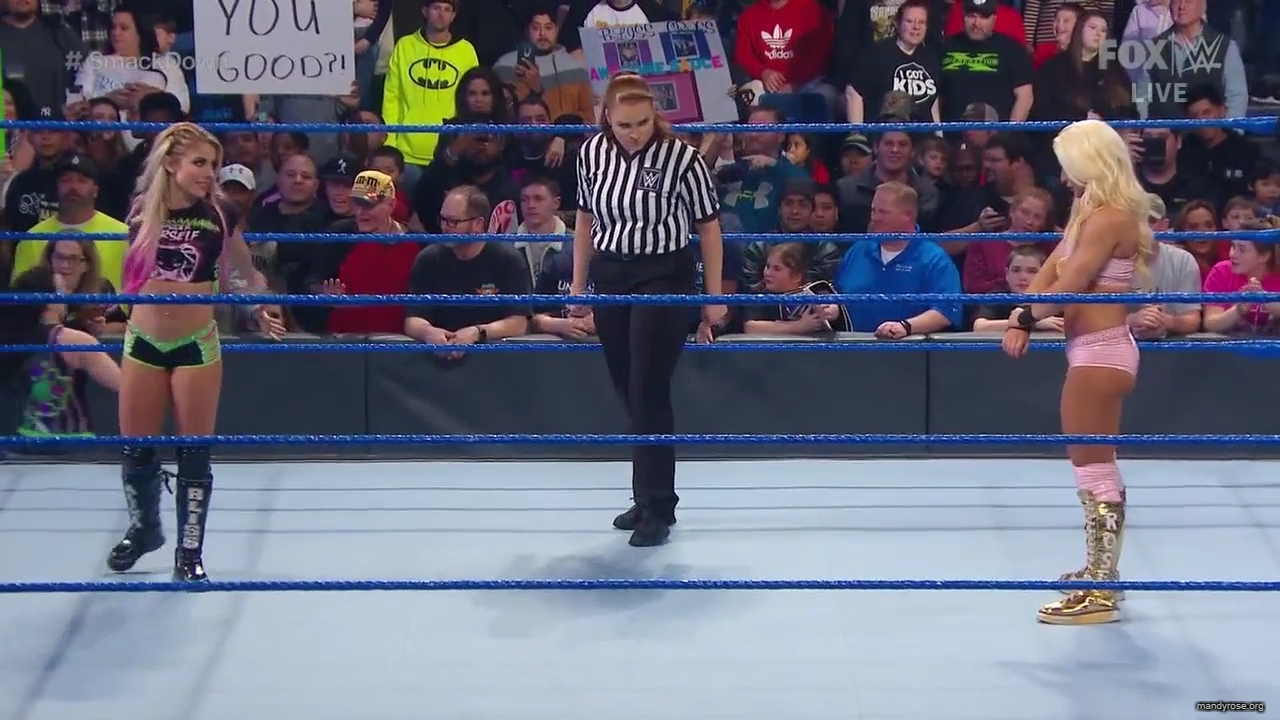 WWE_Friday_Night_SmackDown_2019_12_06_720p_HDTV_x264-NWCHD_mp40120.jpg