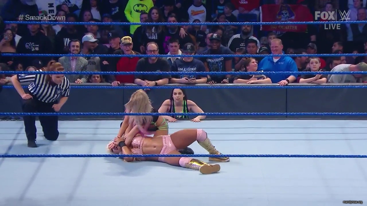 WWE_Friday_Night_SmackDown_2019_12_06_720p_HDTV_x264-NWCHD_mp40136.jpg