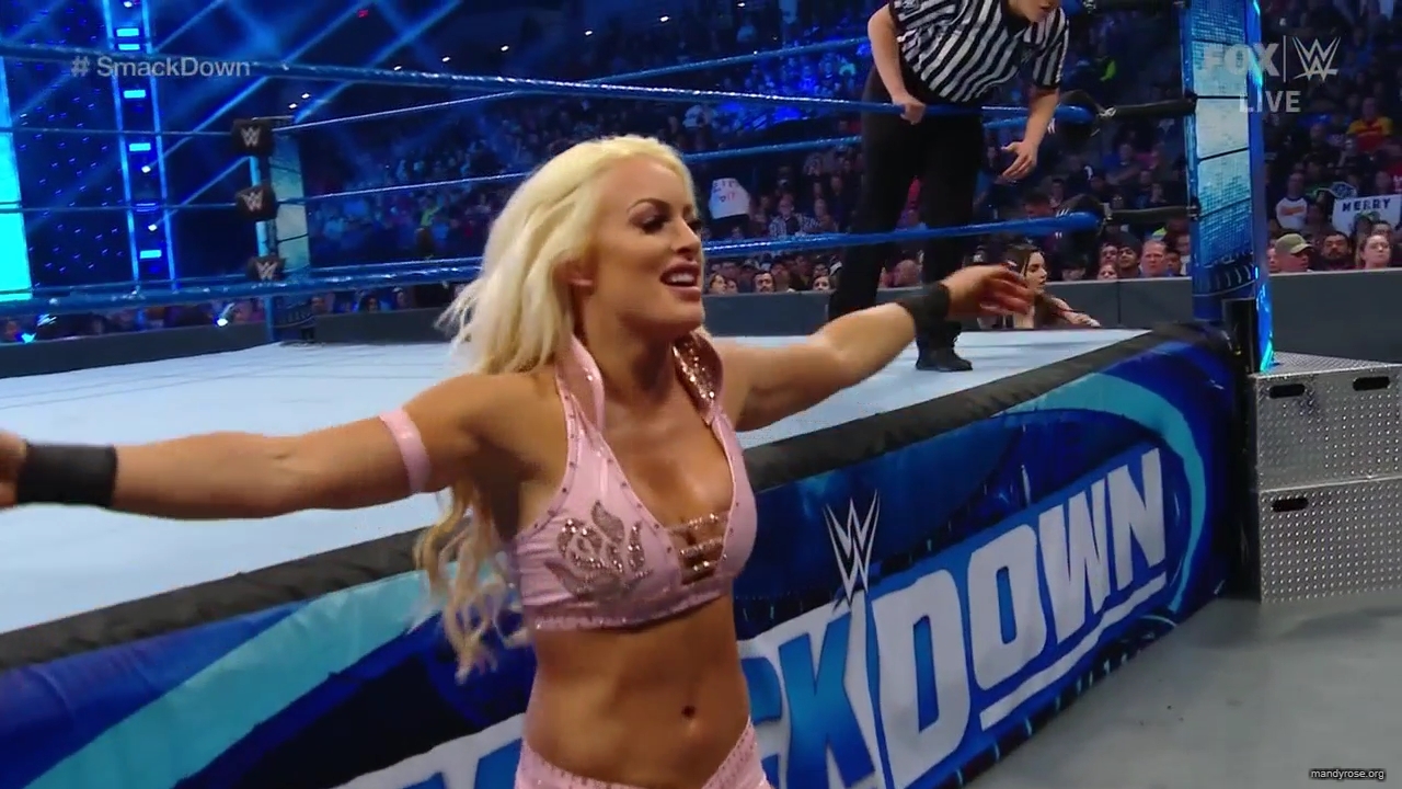 WWE_Friday_Night_SmackDown_2019_12_06_720p_HDTV_x264-NWCHD_mp40172.jpg
