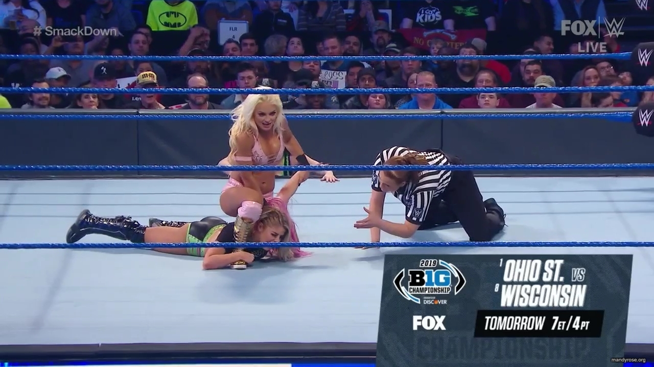 WWE_Friday_Night_SmackDown_2019_12_06_720p_HDTV_x264-NWCHD_mp40205.jpg