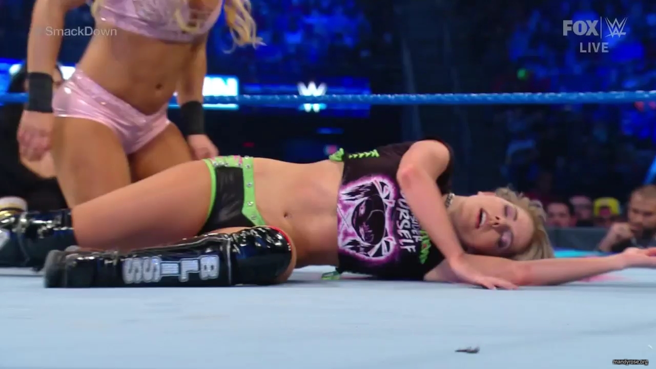 WWE_Friday_Night_SmackDown_2019_12_06_720p_HDTV_x264-NWCHD_mp40265.jpg