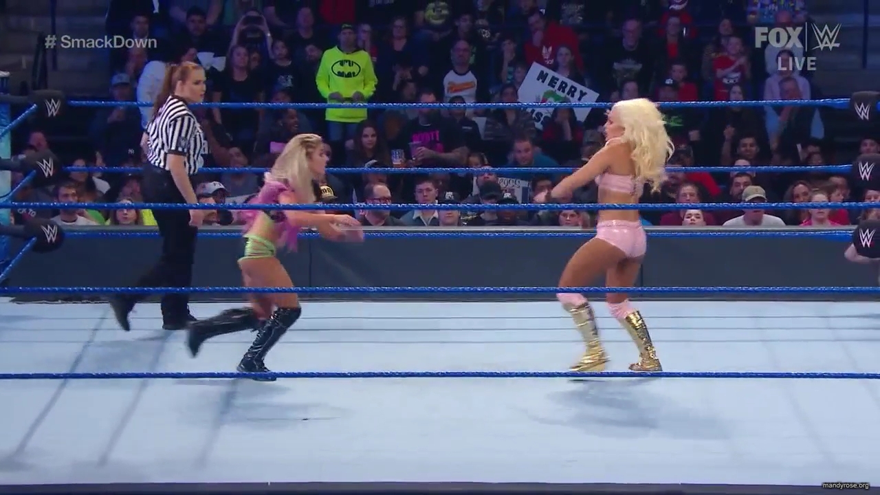 WWE_Friday_Night_SmackDown_2019_12_06_720p_HDTV_x264-NWCHD_mp40348.jpg