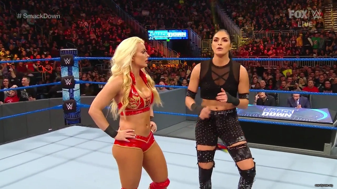 WWE_Friday_Night_SmackDown_2019_12_13_720p_HDTV_x264-NWCHD_mp40044.jpg