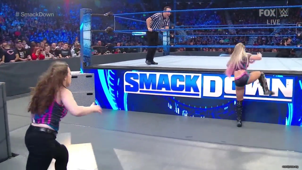 WWE_Friday_Night_SmackDown_2019_12_13_720p_HDTV_x264-NWCHD_mp40120.jpg