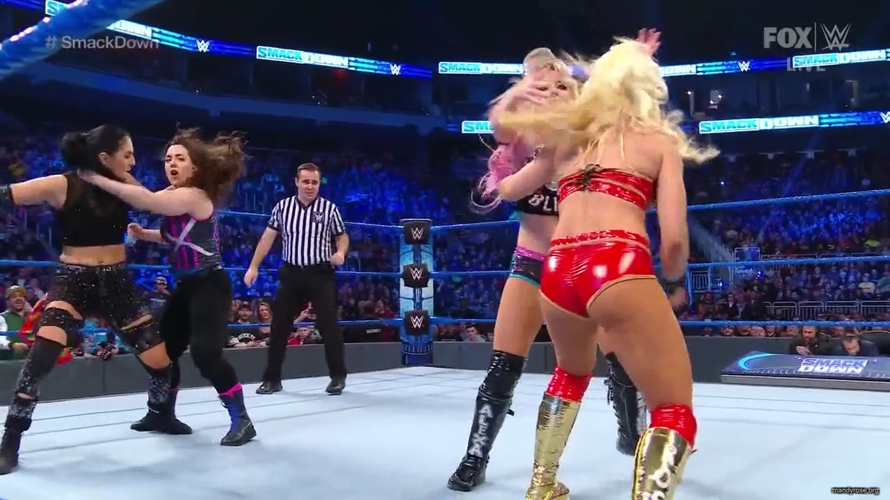 WWE_Friday_Night_SmackDown_2019_12_13_720p_HDTV_x264-NWCHD_mp40139.jpg