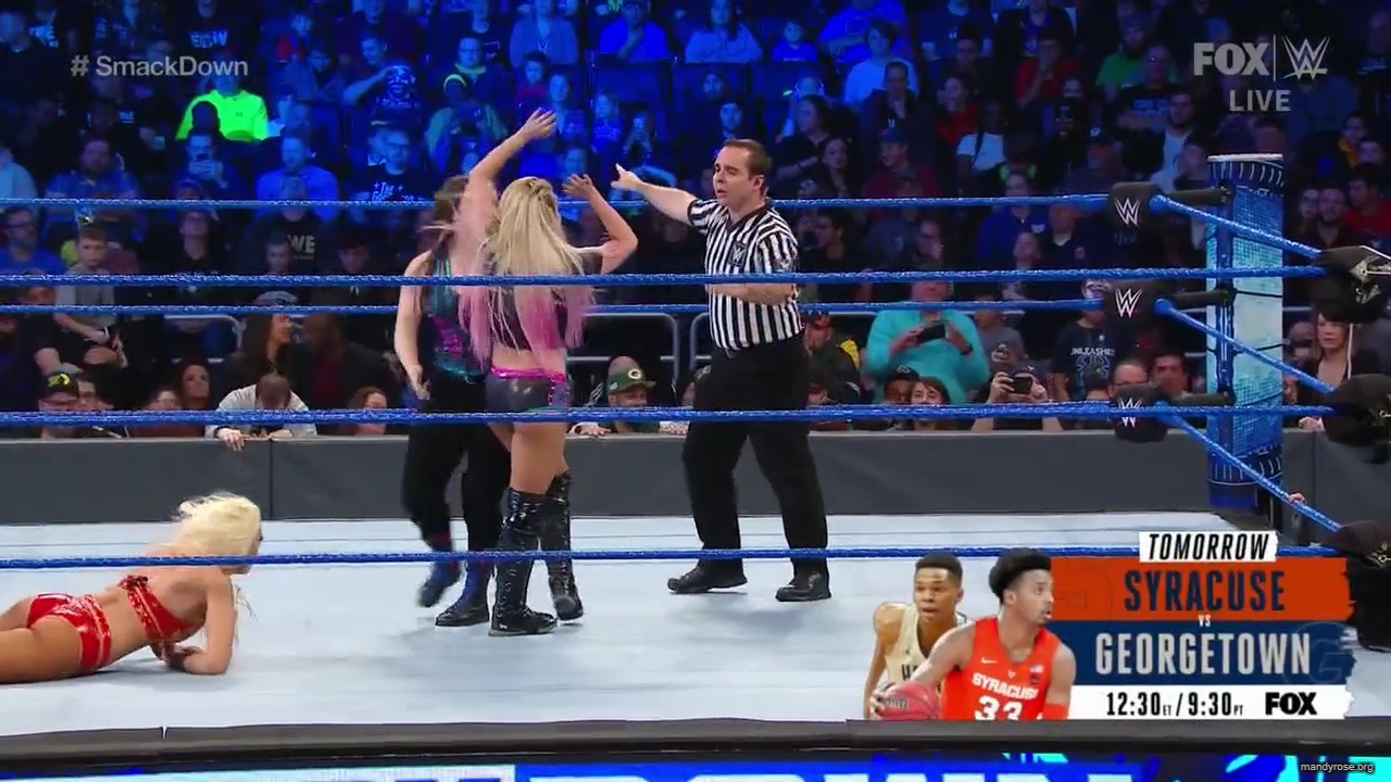 WWE_Friday_Night_SmackDown_2019_12_13_720p_HDTV_x264-NWCHD_mp40155.jpg