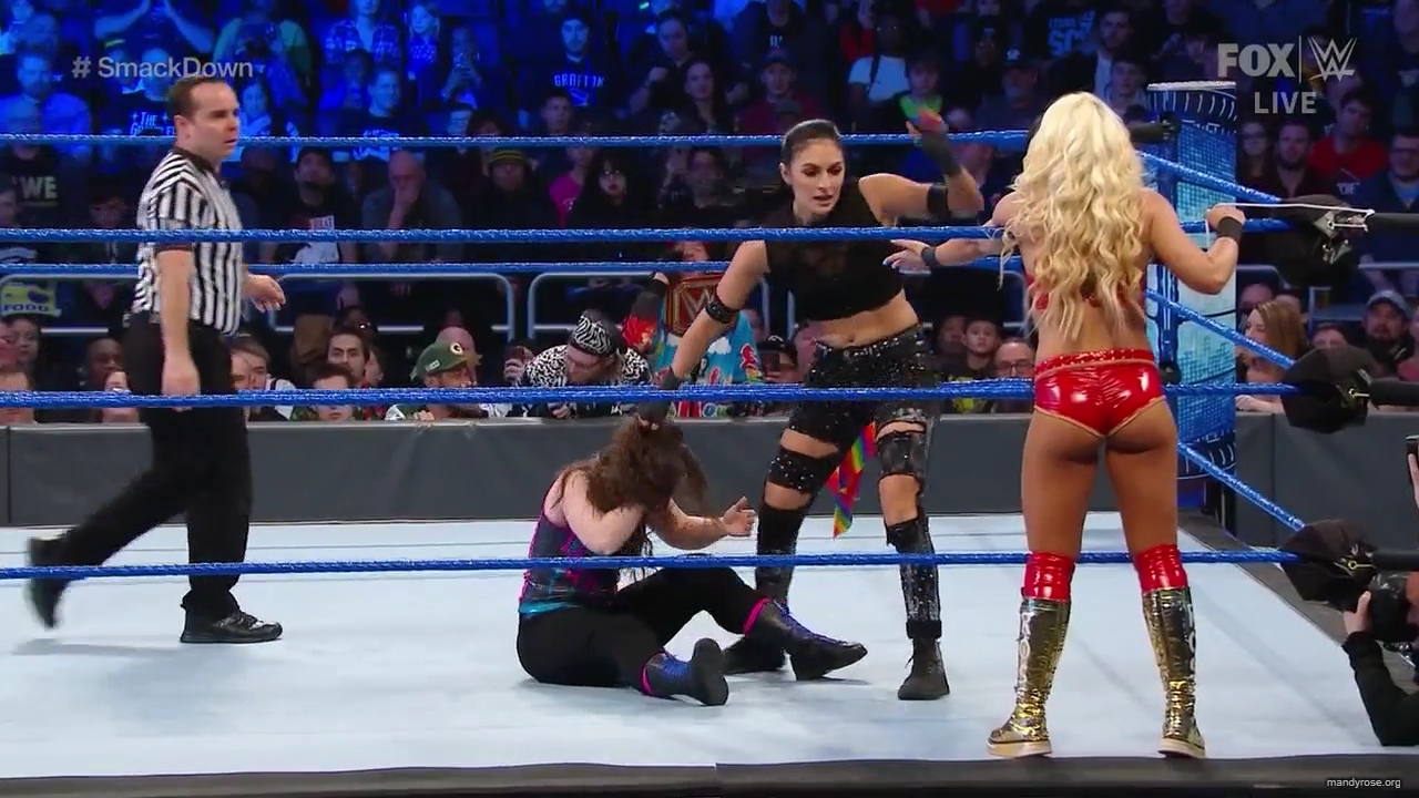 WWE_Friday_Night_SmackDown_2019_12_13_720p_HDTV_x264-NWCHD_mp40180.jpg
