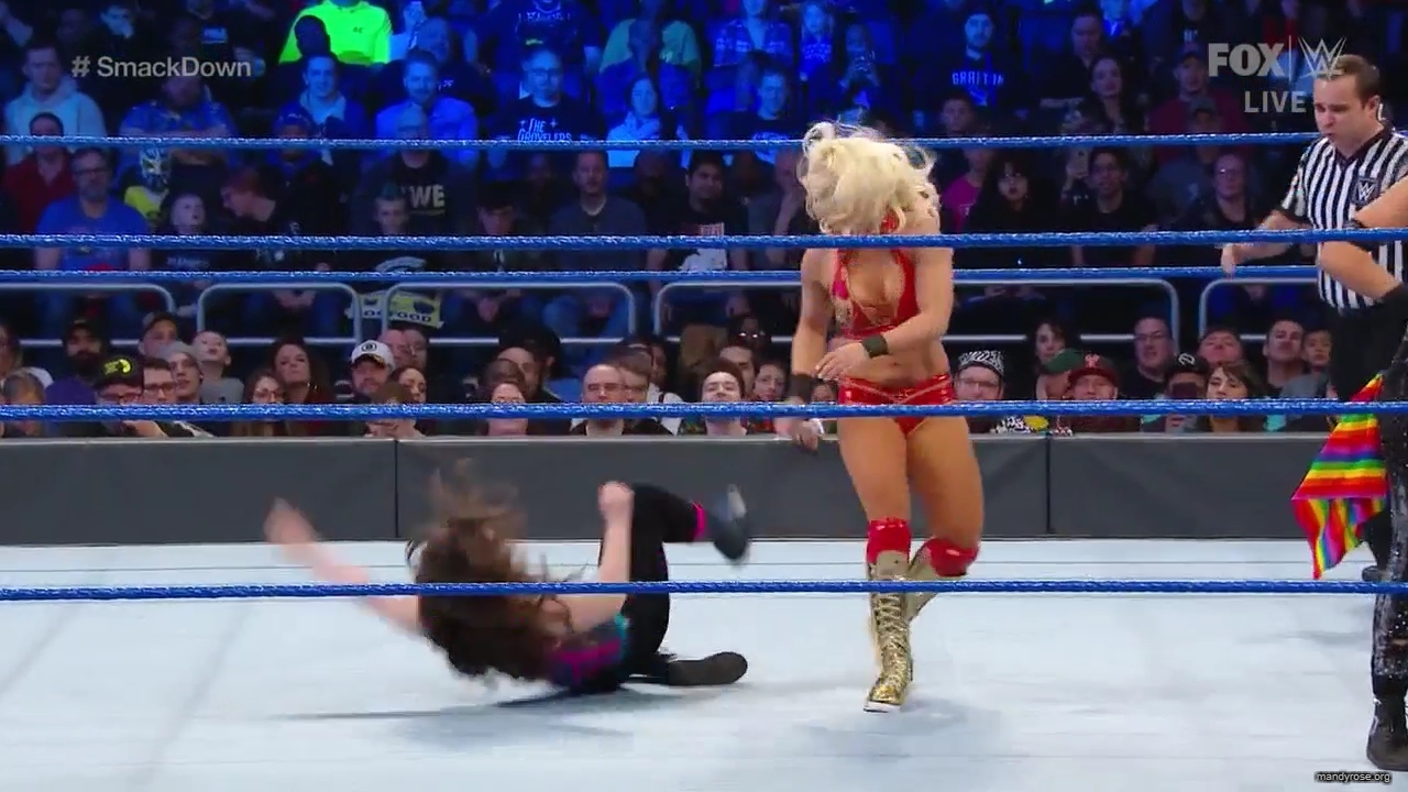 WWE_Friday_Night_SmackDown_2019_12_13_720p_HDTV_x264-NWCHD_mp40193.jpg