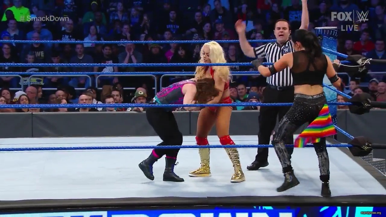 WWE_Friday_Night_SmackDown_2019_12_13_720p_HDTV_x264-NWCHD_mp40204.jpg