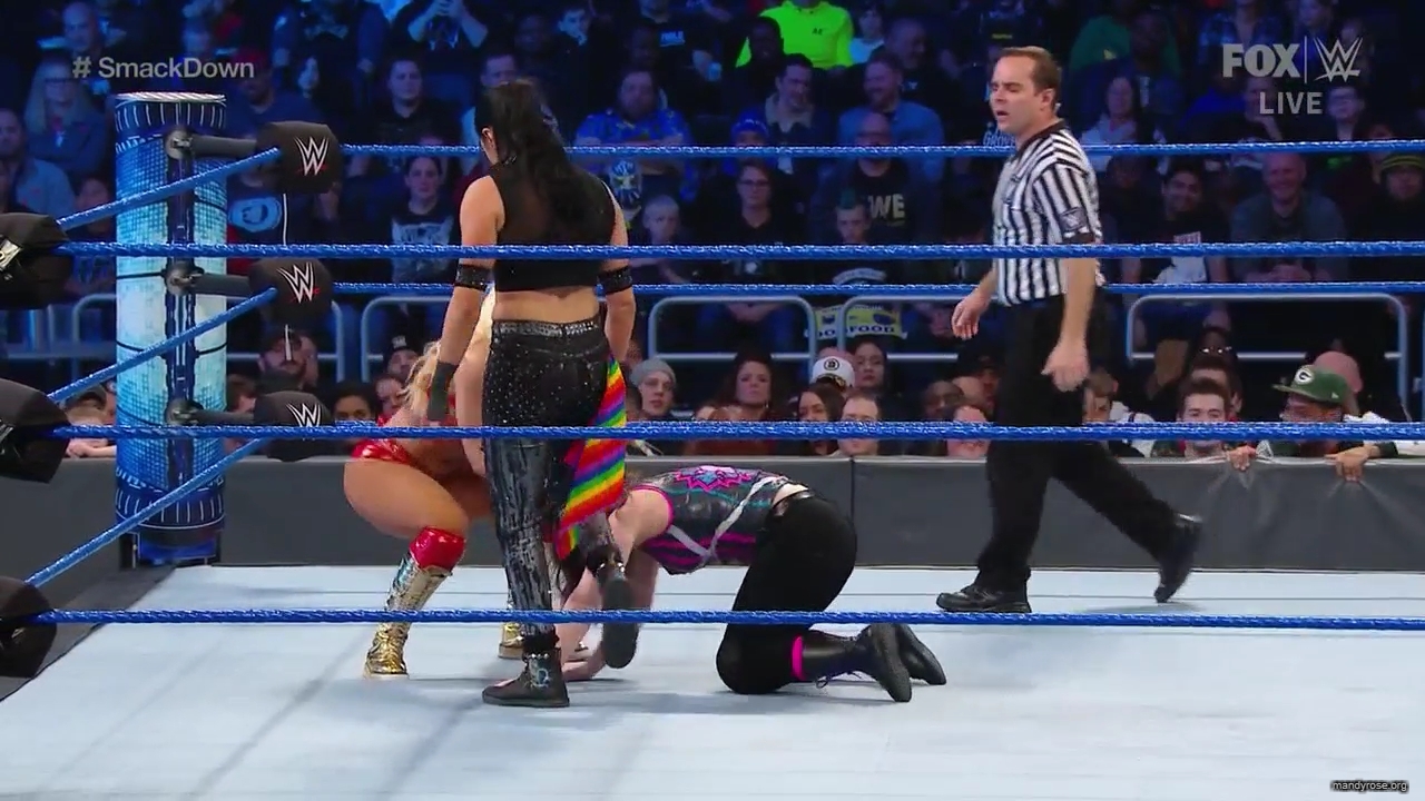 WWE_Friday_Night_SmackDown_2019_12_13_720p_HDTV_x264-NWCHD_mp40215.jpg