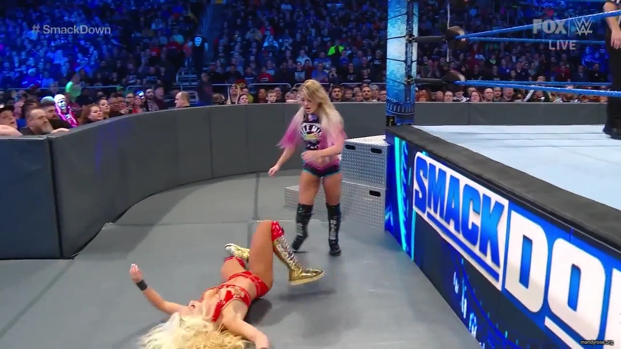 WWE_Friday_Night_SmackDown_2019_12_13_720p_HDTV_x264-NWCHD_mp40228.jpg