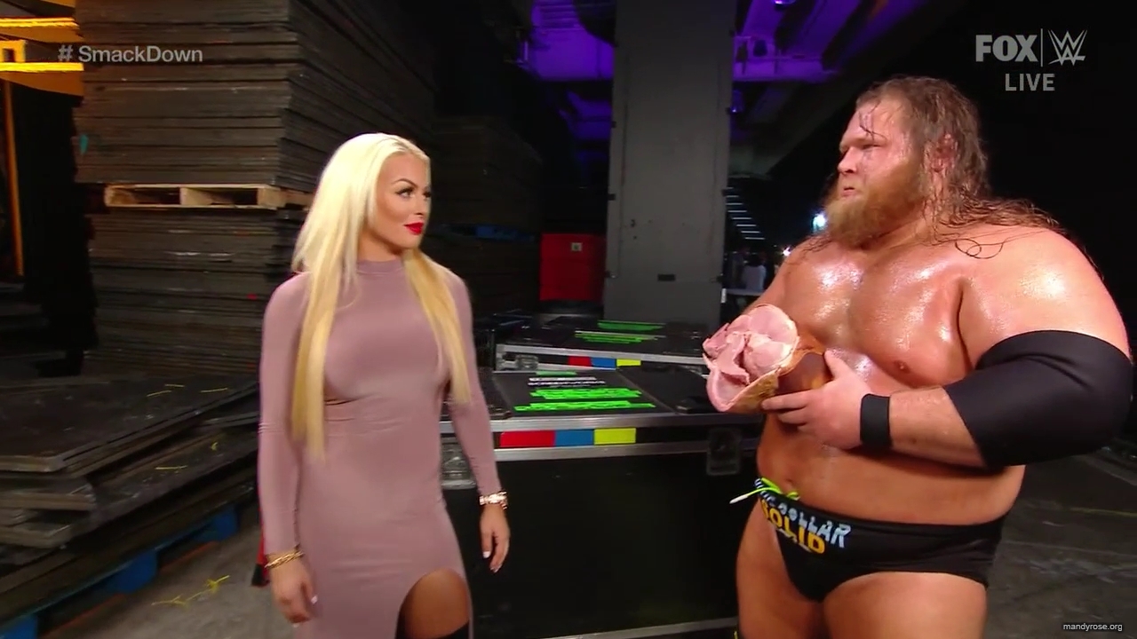 WWE_Friday_Night_SmackDown_2019_12_20_720p_HDTV_x264-NWCHD_mp40076.jpg