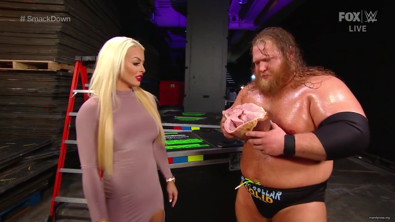 WWE_Friday_Night_SmackDown_2019_12_20_720p_HDTV_x264-NWCHD_mp40078.jpg