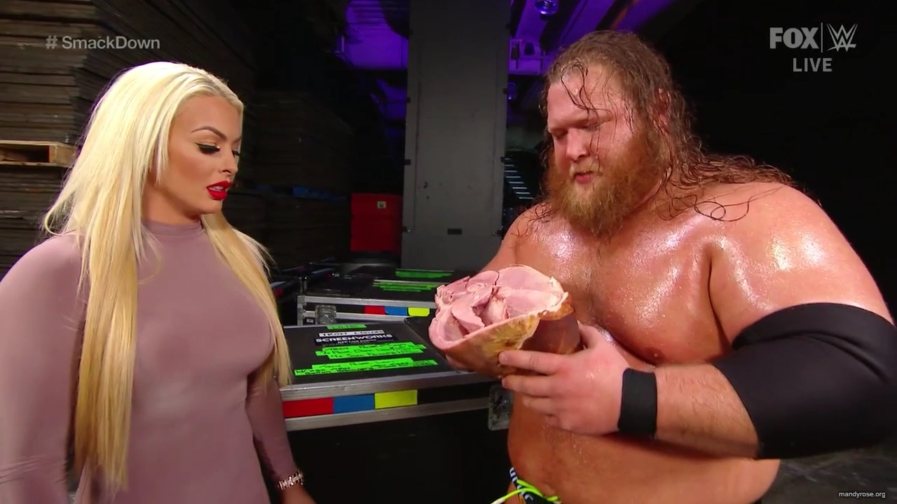 WWE_Friday_Night_SmackDown_2019_12_20_720p_HDTV_x264-NWCHD_mp40080.jpg