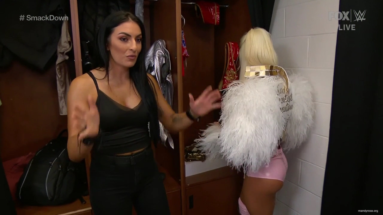WWE_Friday_Night_SmackDown_2020_01_10_720p_HDTV_x264-NWCHD_mp40041.jpg