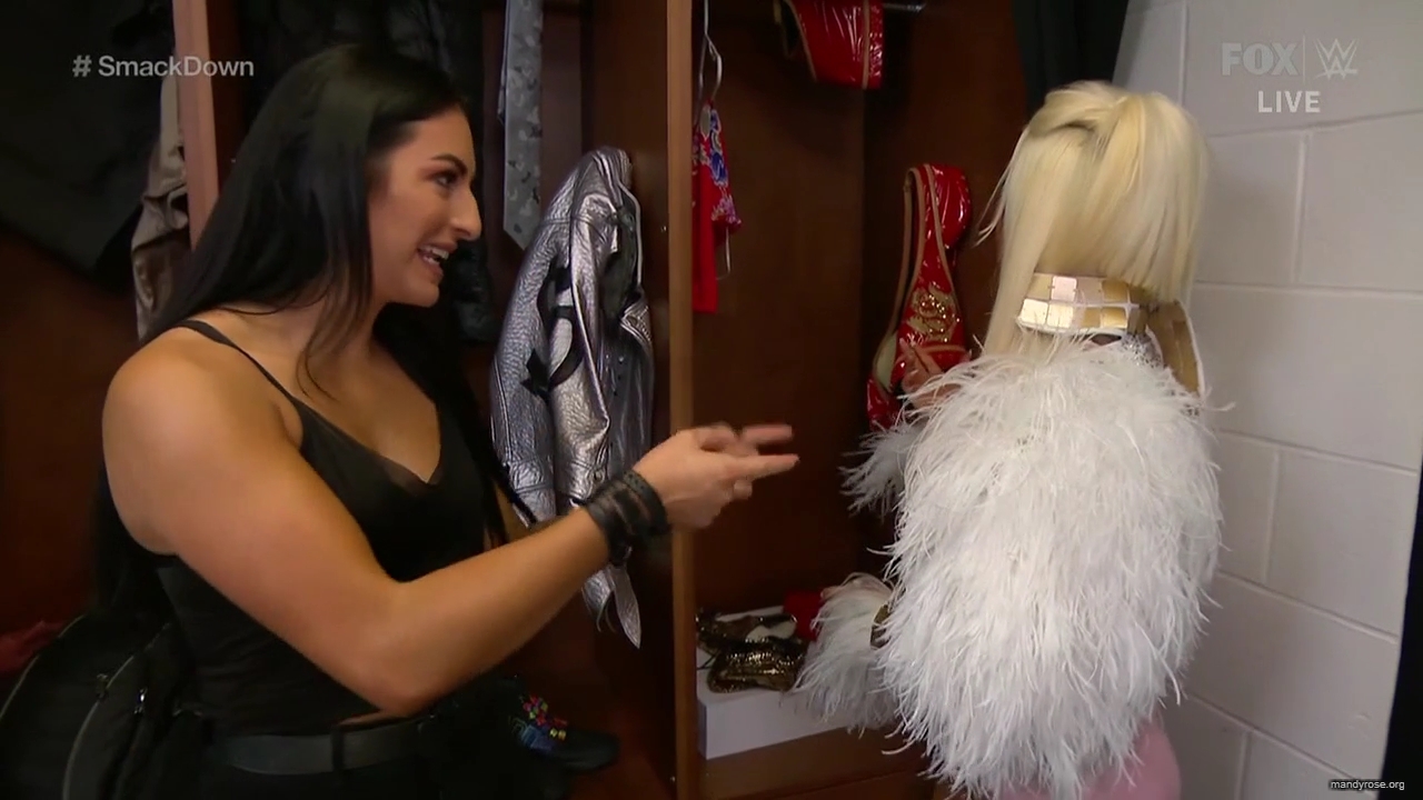 WWE_Friday_Night_SmackDown_2020_01_10_720p_HDTV_x264-NWCHD_mp40048.jpg