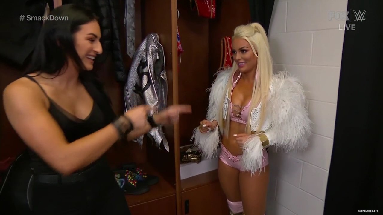 WWE_Friday_Night_SmackDown_2020_01_10_720p_HDTV_x264-NWCHD_mp40059.jpg