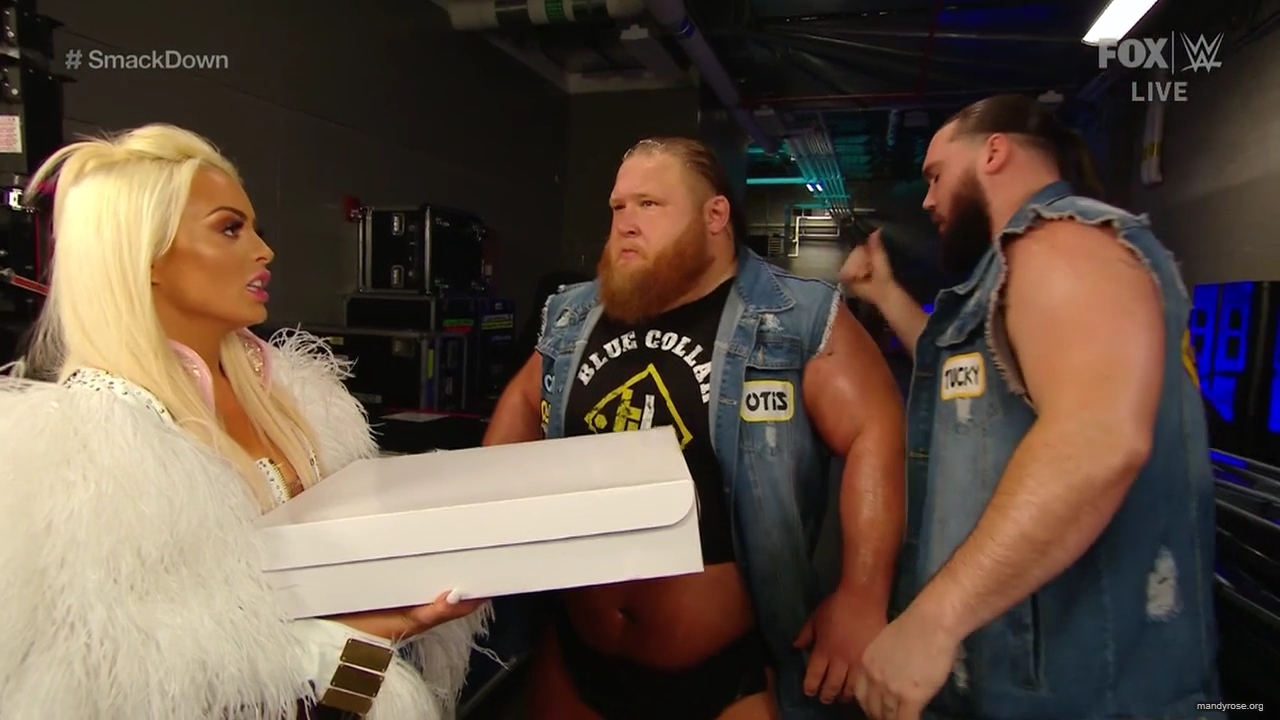 WWE_Friday_Night_SmackDown_2020_01_10_720p_HDTV_x264-NWCHD_mp40093.jpg