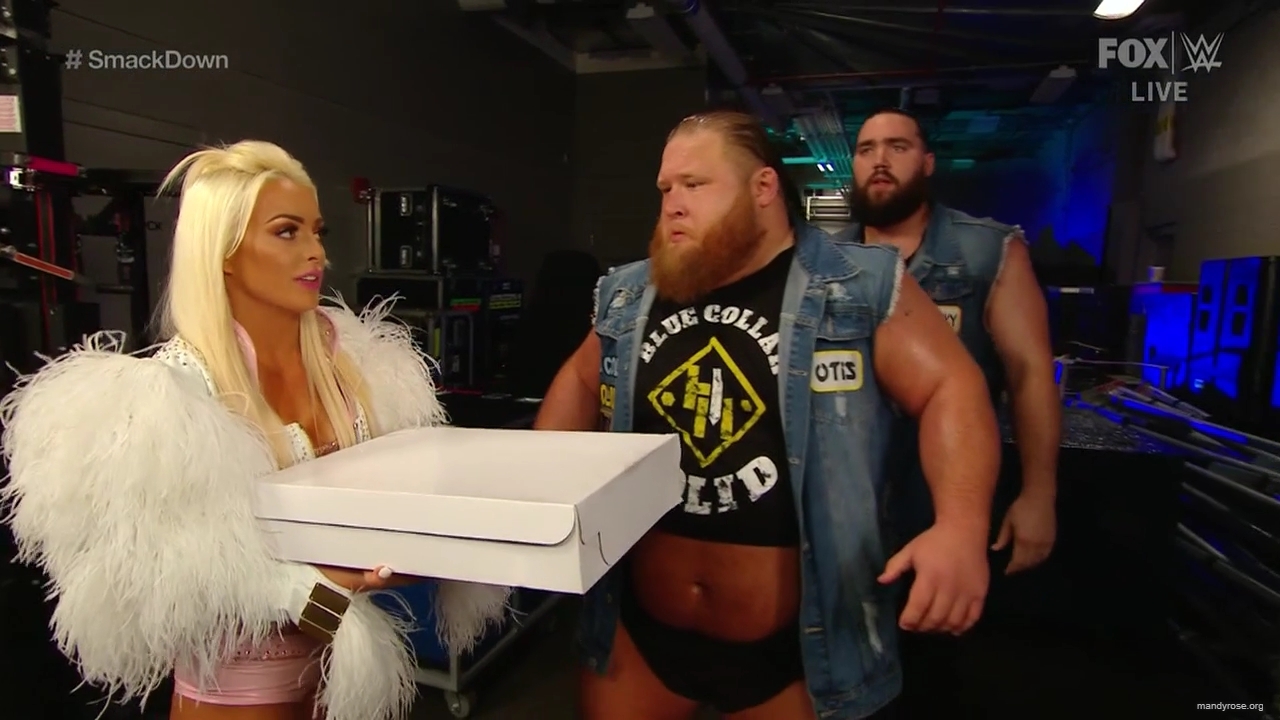 WWE_Friday_Night_SmackDown_2020_01_10_720p_HDTV_x264-NWCHD_mp40096.jpg