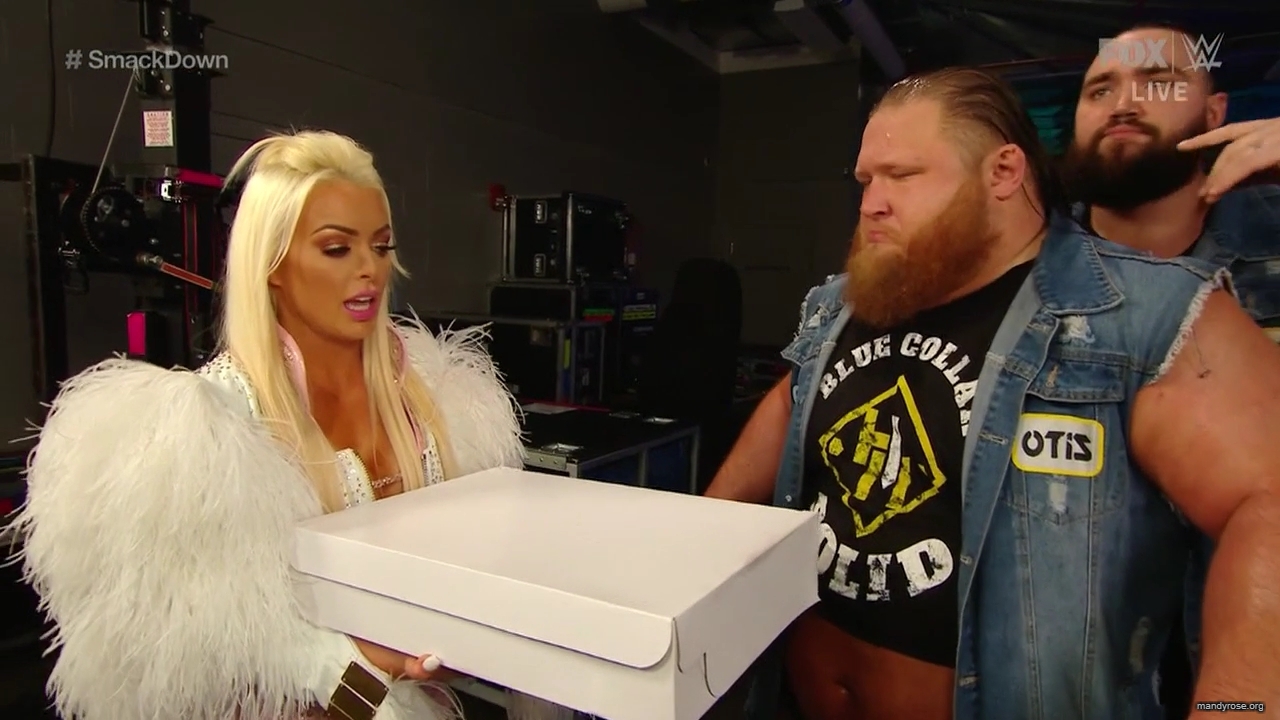 WWE_Friday_Night_SmackDown_2020_01_10_720p_HDTV_x264-NWCHD_mp40099.jpg