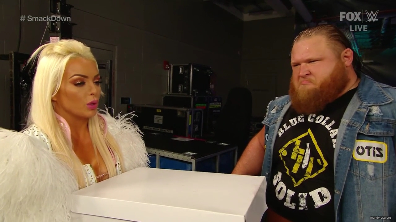WWE_Friday_Night_SmackDown_2020_01_10_720p_HDTV_x264-NWCHD_mp40101.jpg