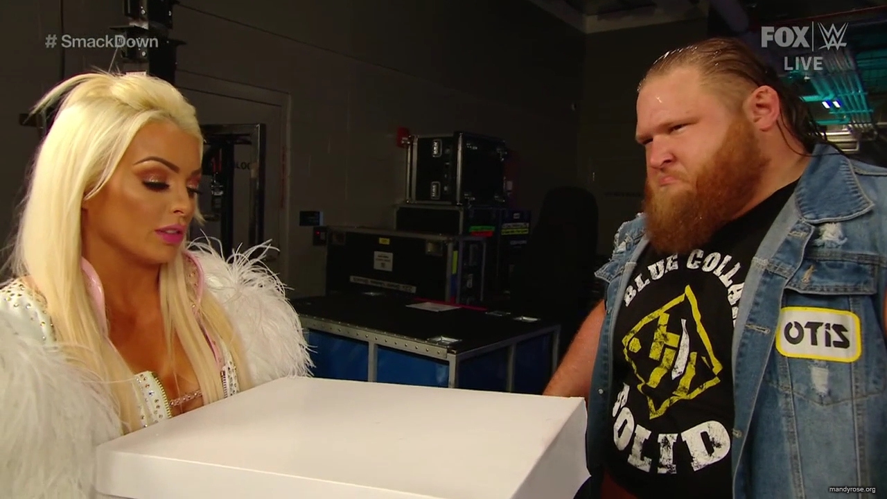 WWE_Friday_Night_SmackDown_2020_01_10_720p_HDTV_x264-NWCHD_mp40102.jpg
