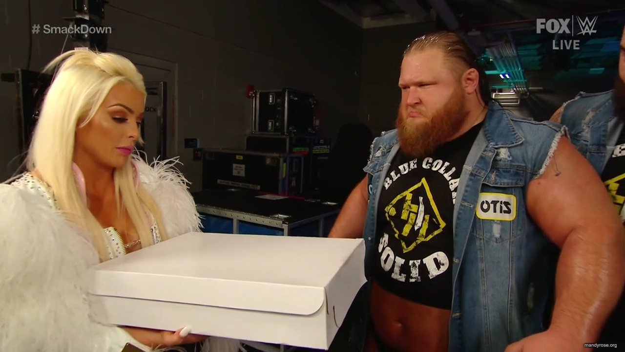 WWE_Friday_Night_SmackDown_2020_01_10_720p_HDTV_x264-NWCHD_mp40103.jpg