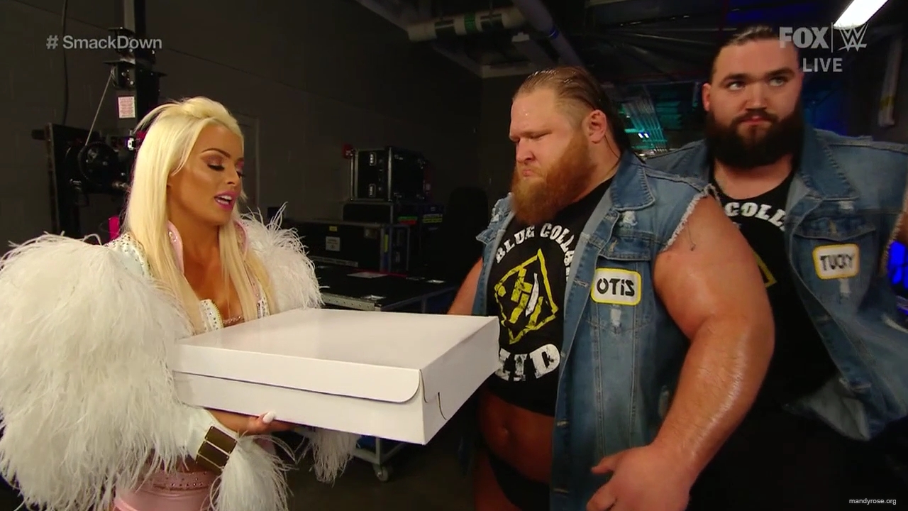 WWE_Friday_Night_SmackDown_2020_01_10_720p_HDTV_x264-NWCHD_mp40108.jpg