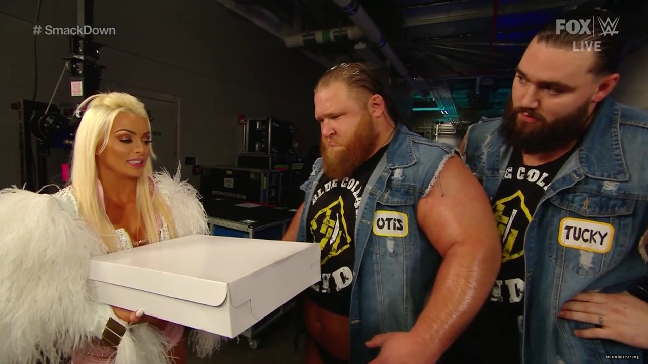 WWE_Friday_Night_SmackDown_2020_01_10_720p_HDTV_x264-NWCHD_mp40114.jpg