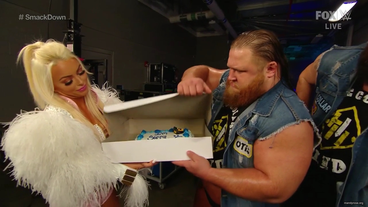 WWE_Friday_Night_SmackDown_2020_01_10_720p_HDTV_x264-NWCHD_mp40117.jpg