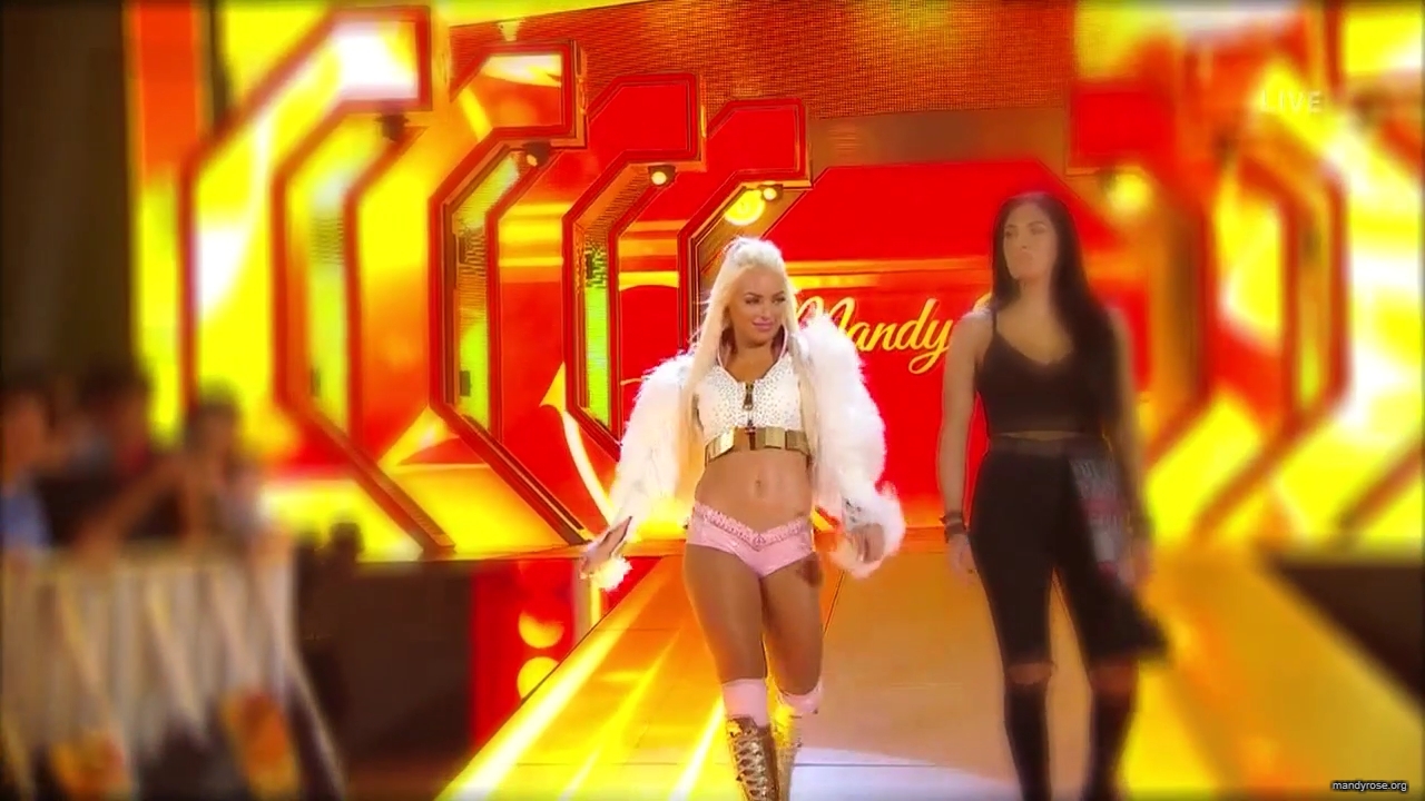 WWE_Friday_Night_SmackDown_2020_01_10_720p_HDTV_x264-NWCHD_mp40172.jpg