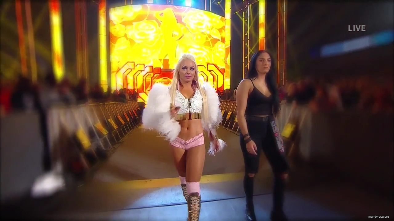 WWE_Friday_Night_SmackDown_2020_01_10_720p_HDTV_x264-NWCHD_mp40180.jpg