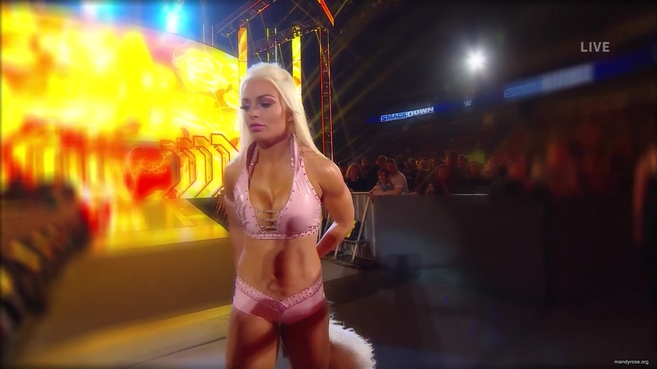 WWE_Friday_Night_SmackDown_2020_01_10_720p_HDTV_x264-NWCHD_mp40186.jpg