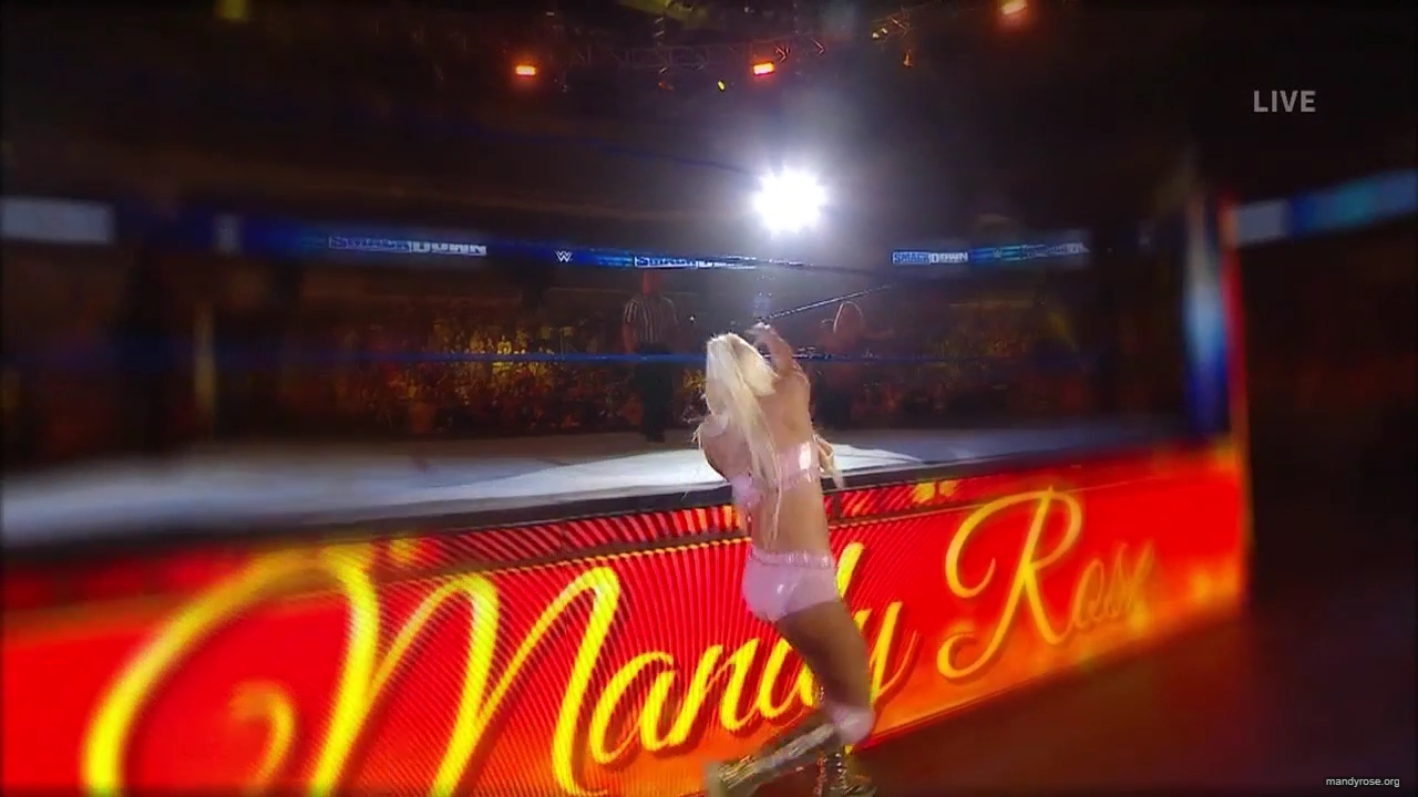 WWE_Friday_Night_SmackDown_2020_01_10_720p_HDTV_x264-NWCHD_mp40192.jpg