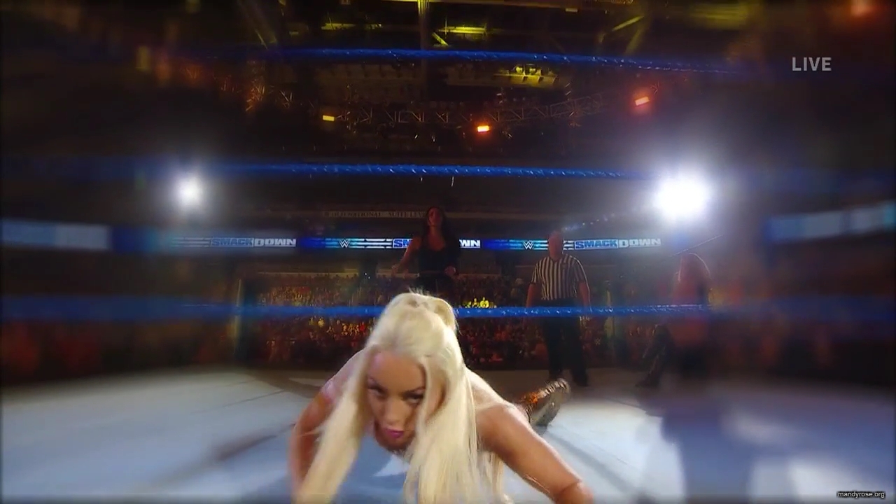 WWE_Friday_Night_SmackDown_2020_01_10_720p_HDTV_x264-NWCHD_mp40198.jpg