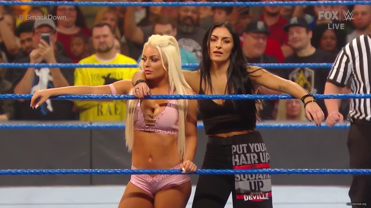 WWE_Friday_Night_SmackDown_2020_01_10_720p_HDTV_x264-NWCHD_mp40210.jpg