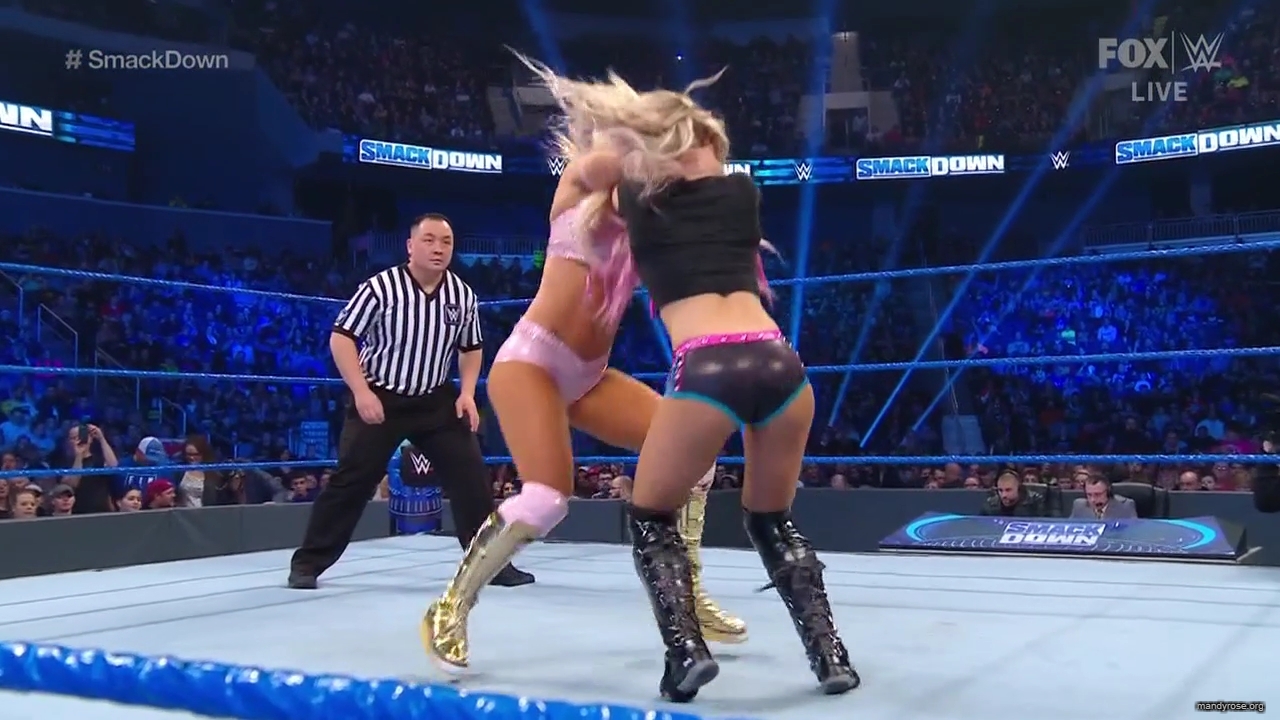 WWE_Friday_Night_SmackDown_2020_01_10_720p_HDTV_x264-NWCHD_mp40225.jpg