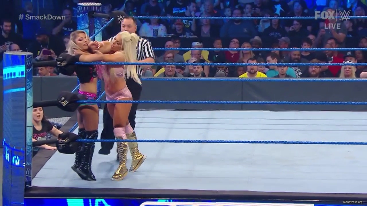 WWE_Friday_Night_SmackDown_2020_01_10_720p_HDTV_x264-NWCHD_mp40229.jpg