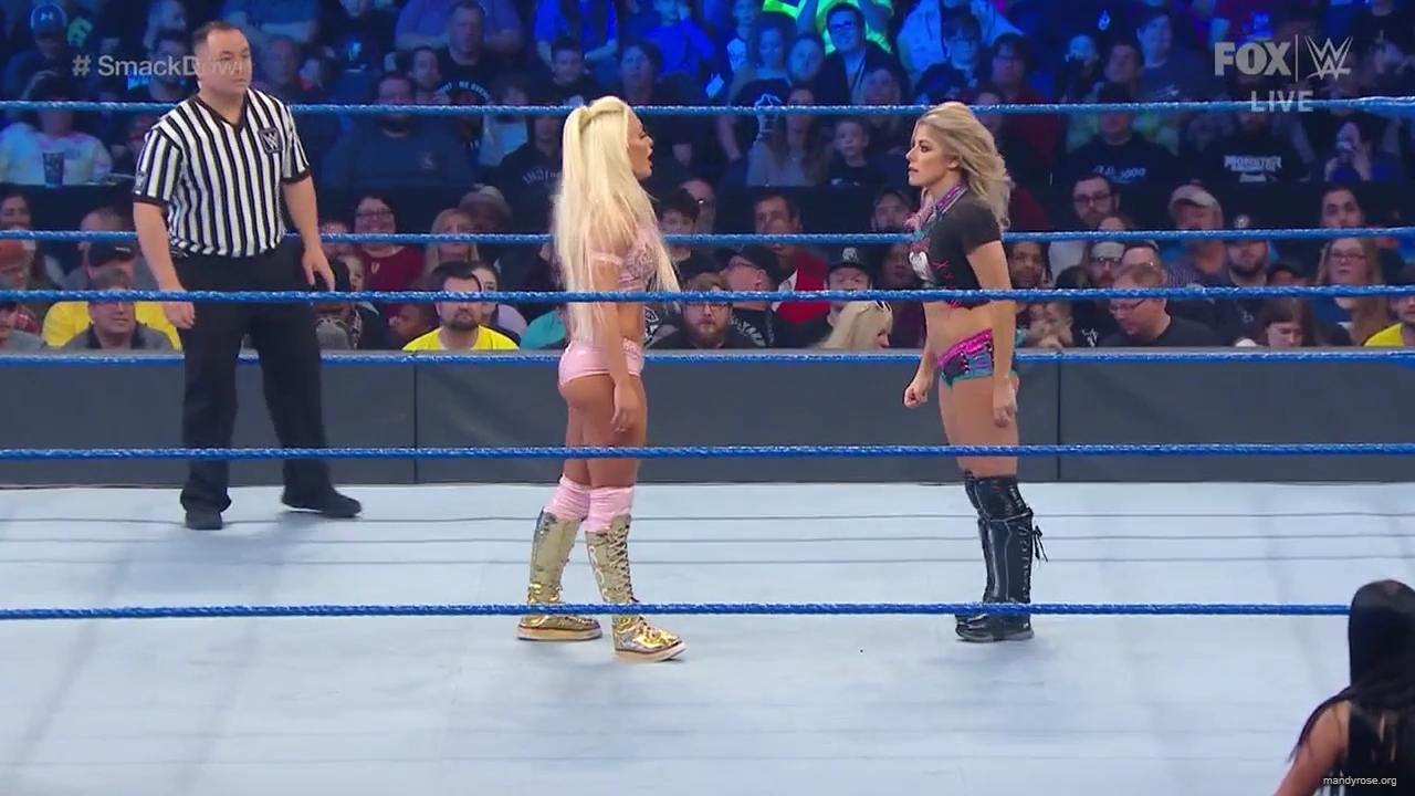 WWE_Friday_Night_SmackDown_2020_01_10_720p_HDTV_x264-NWCHD_mp40250.jpg