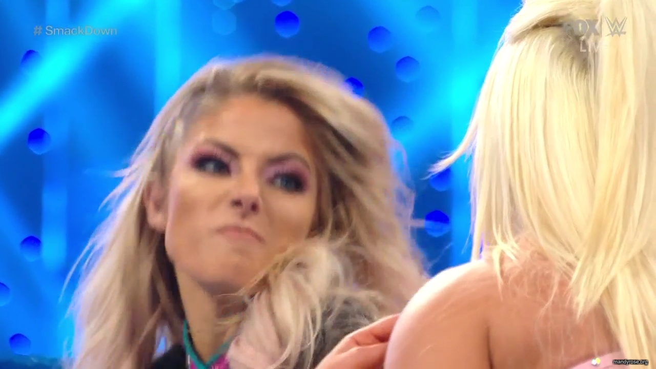 WWE_Friday_Night_SmackDown_2020_01_10_720p_HDTV_x264-NWCHD_mp40269.jpg