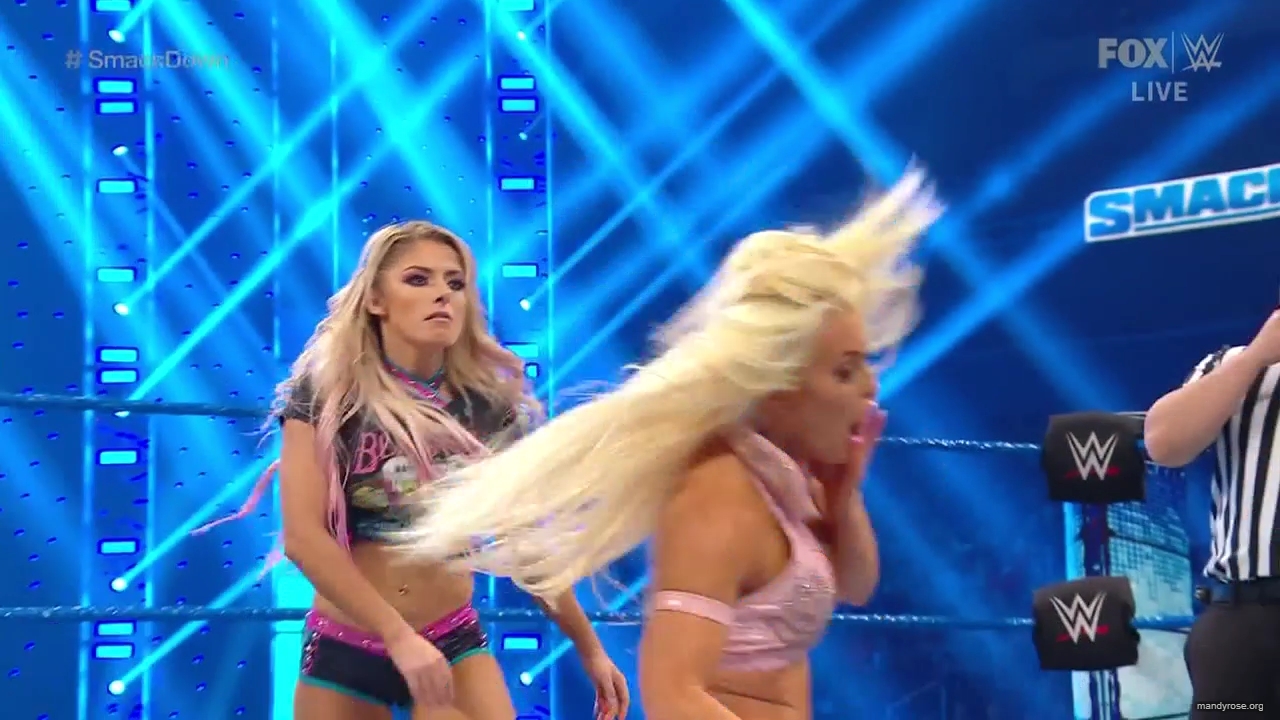 WWE_Friday_Night_SmackDown_2020_01_10_720p_HDTV_x264-NWCHD_mp40270.jpg